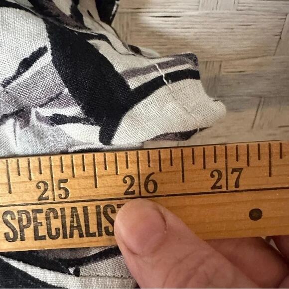 Tahari Women's Leaf Print 100% Linen Short Sleeve Shirt Lightweight plus size - Picture 9 of 10